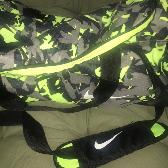nike camo gym bag